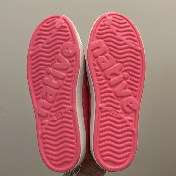 New Native Kids Pink Sparkle Sneaker Size 2 - Picture 4 of 5